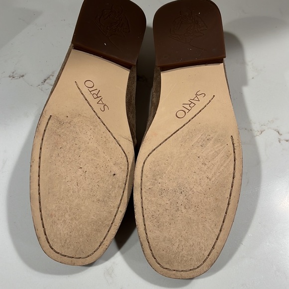 Franco Sarto loafers. - Picture 2 of 3